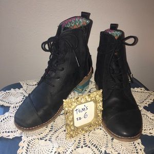 Tom’s Alpa Black Leather Ankle Boots Sz. 6